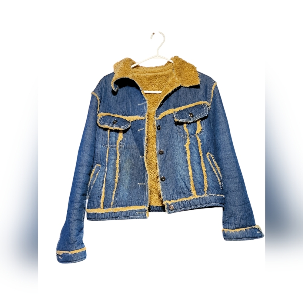 Vintage Y2K Soft Denim Jacket w/ Faux Fur- Size M